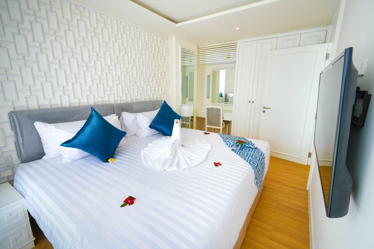 Hotel The Aristo Seaview Patong Exterior foto
